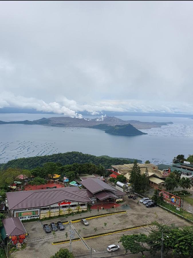 Breezy Nest Staycation At Wind Residences Tagaytay Tagaytay City Exterior photo